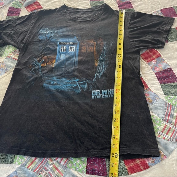 Dr Who and the Daleks t shirt - Picture 5 of 7